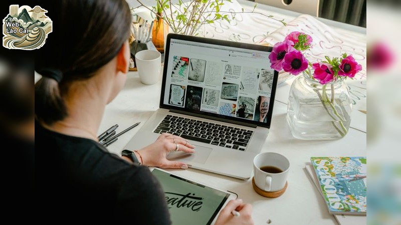 Giá dịch vụ và hiệu quả của dự án thiết kế web